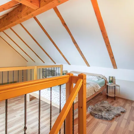 Lovely Home In Velika Nedelja With Wifi Hébergement de vacances *