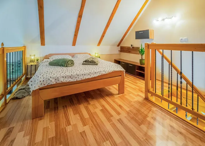 Stunning In Holiday home Velika Nedelja